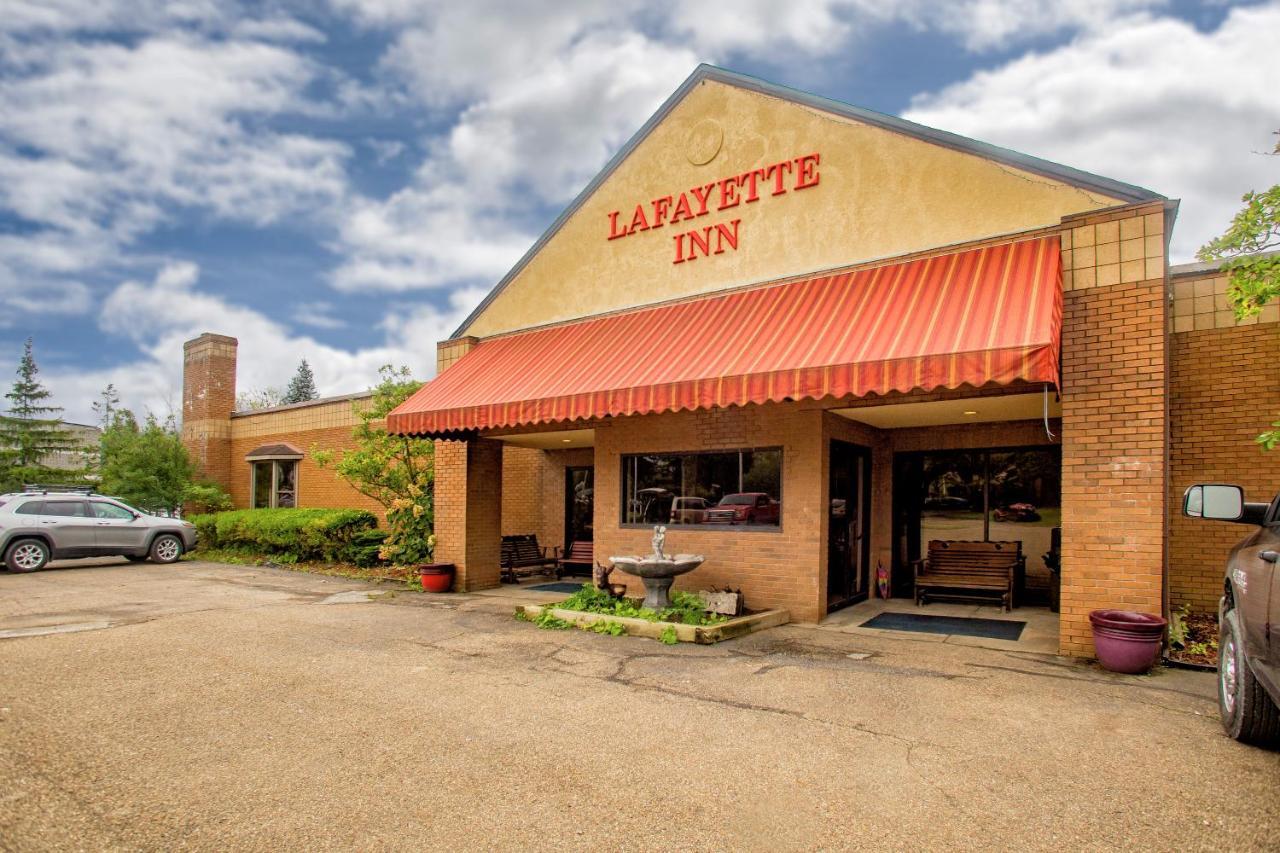 Lafayette Inn Moundsville 外观 照片